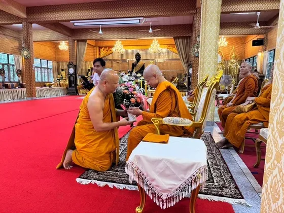 เจ้าอาวาสวัดศาลาลอย พระอารามหลวง ร่วมแสดงมุทิตาจิต เนื่องในโอกาสที่พระครูปลัด สุรัตน์ อติชาคโร ได้รับแต่งตั้งให้ดำรงตำแหน่งเจ้าอาวาสวัดป่าสาลวัน