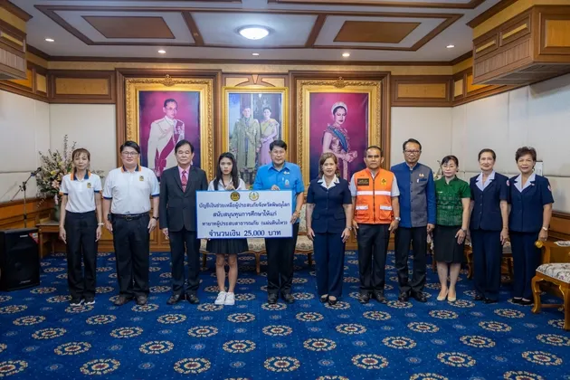 จังหวัดพิษณุโลก มอบทุนการศึกษาแก่ทายาทผู้เสียชีวิตจากเหตุแผ่นดินไหว เพื่อเป็นขวัญและกำลังใจในการศึกษา