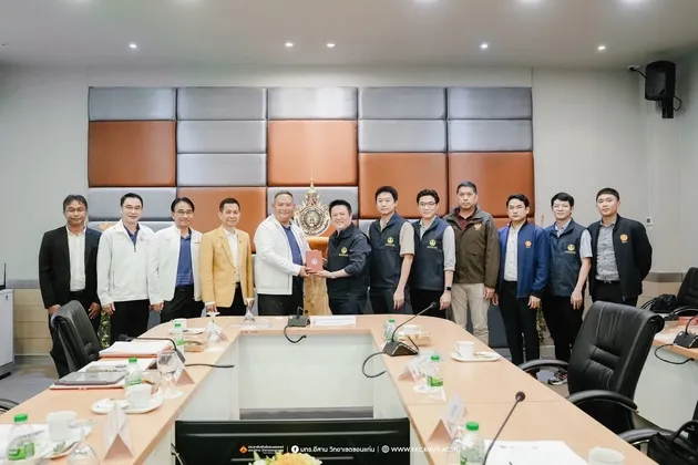 กมธ.การศึกษาฯ สภาผู้แทนราษฎร ลงพื้นที่ประชุมร่วม มทร.อีสาน เพื่อการพัฒนาระบบขนส่งมวลชนรถไฟฟ้ารางเบาขอนแก่นโมเดล