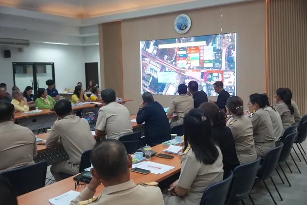 สกลนคร ประชุมเตรียมพร้อมจัดงานยิ่งใหญ่ แห่ปราสาทผึ้ง – แข่งขันเรือยาวชิงถ้วยพระราชทานฯ ๑–๗ ตุลาคม ๒๕๖๘