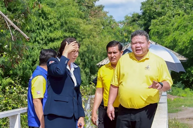 ผู้ว่าฯนครสวรรค์ ลงพื้นที่สำรวจน้ำท่วม ในพื้นที่อำเภอตากฟ้า