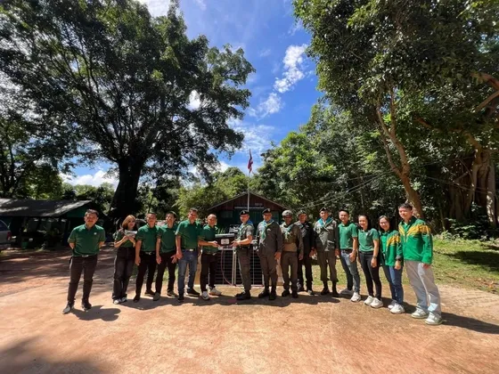 ธ.ก.ส.บุรีรัมย์ ส่งมอบ POWER BOX และแผงโซล่าเซลล์ หนุนภารกิจ ตชด.ชายแดนไทย-กัมพูชา