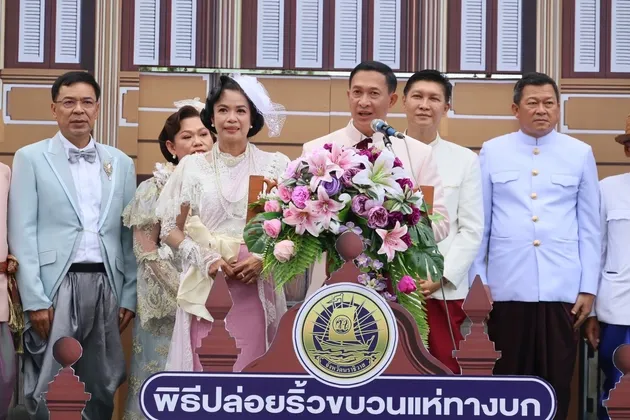 สุดยิ่งใหญ่ ขบวนแห่ทางบก งานของดีเมืองนรา ครั้งที่ ๔๘ ประจำปี ๒๕๖๘ ประชาชนนับหมื่นร่วมชม ความงดงามทางพหุวัฒนธรรม และของดีจาก ๑๓ อำเภอ จ.นราธิวาส