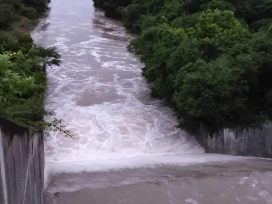 ผู้ว่าราชการจังหวัดสุโขทัยเผยน้ำยมลดต่ำกว่าระดับวิกฤติ เร่งฟื้นฟูพื้นที่ประสบภัย พร้อมเตือนประชาชนติดตามสถานการณ์น้ำล้นอ่างแม่รำพันอย่างใกล้ชิด