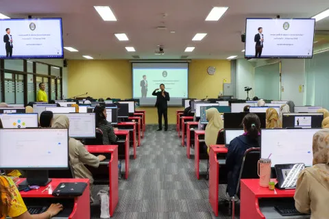 สำนักงานส่งเสริมการเรียนรู้ประจำจังหวัดมหาสารคาม จัดโครงการอ่านหนังสือในสวน ครั้งที่ ๒ (Reading in the Park Part ๒) เนื่องในวันที่ระลึกสากลแห่งการรู้หนังสือ ประจำปี ๒๕๖๘